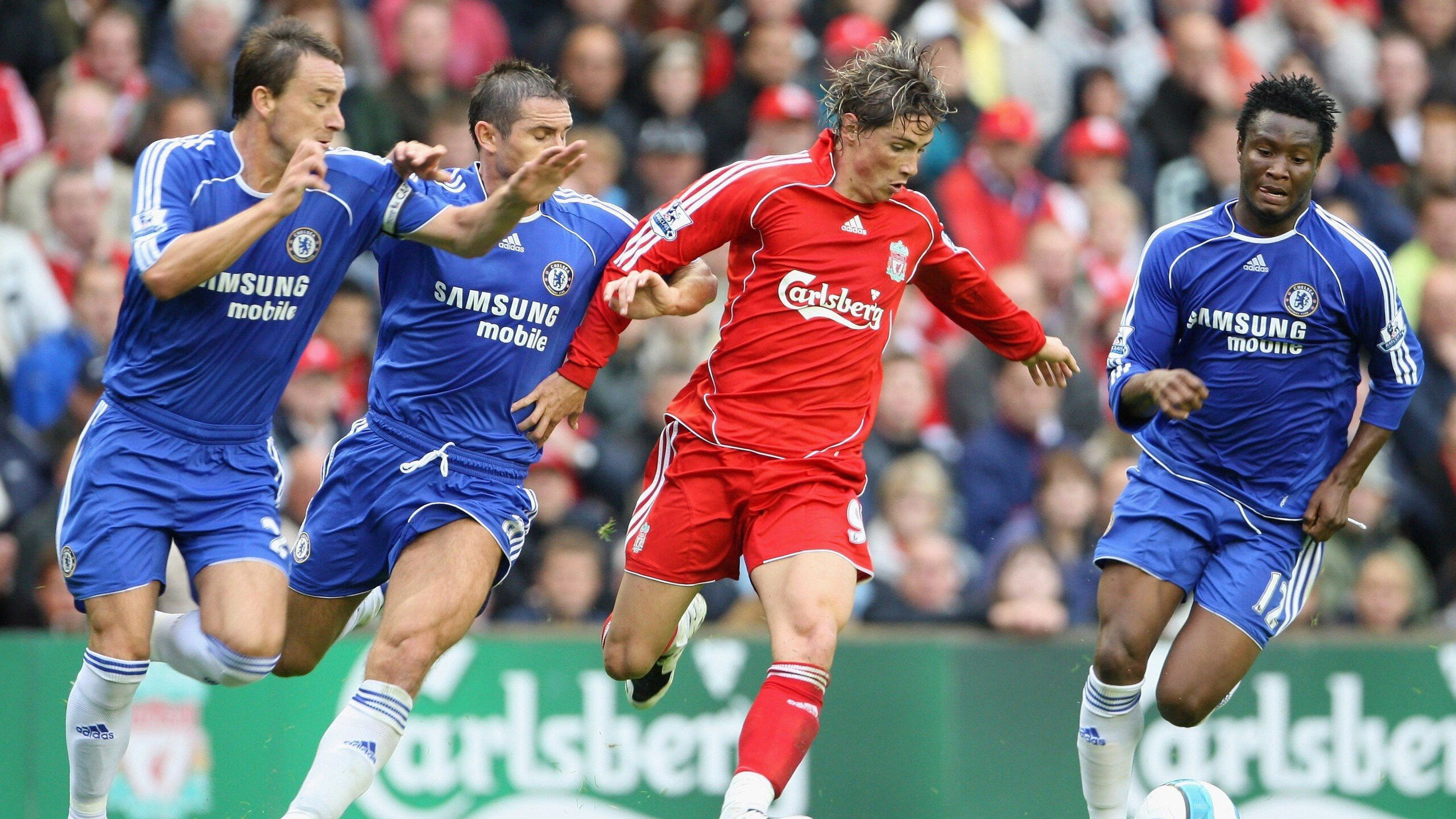 “球场趣味：明星场外趣事和奇闻趣事”